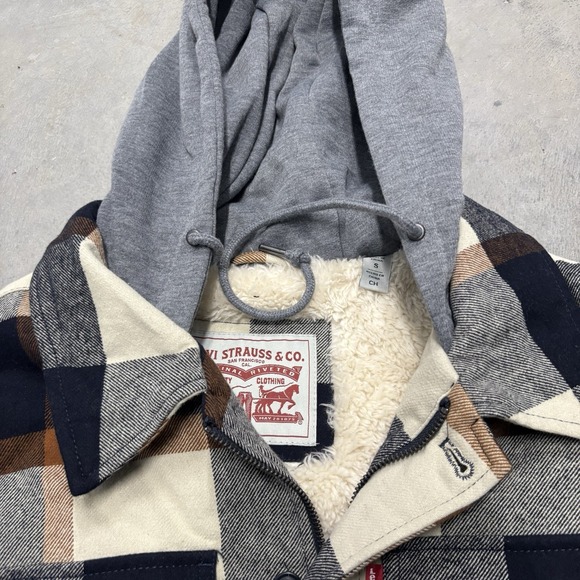 NWT Levi Strauss Shacket Mens Sm Blue Tan Plaid Full Zip Faux Fur Lined Workwear - Picture 3 of 3